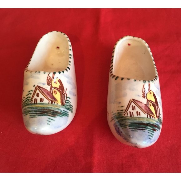 Vintage Set of Dutch ceramic clogs - Holland Mini Shoes Hand Painted - Picture 1 of 5